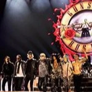GUNS N’ ROSES - EN CONCERT