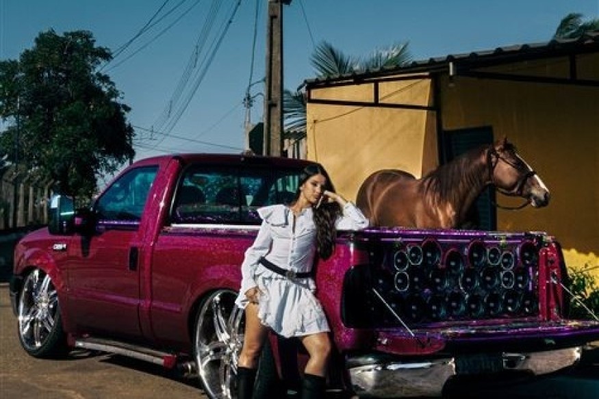 BIANCA COSTA - GRINGA